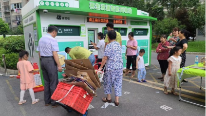 貓先生智能垃圾分類，垃圾分類房生產(chǎn)廠家，廢品回收站價(jià)格